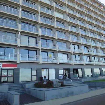 Met Zeezicht En Zwembad En Parking *